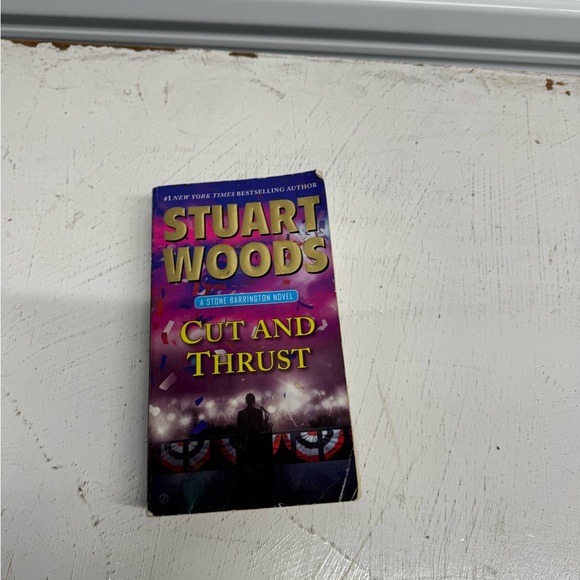 Cut and Thrust | Stuart Woods - Picture 1 of 2